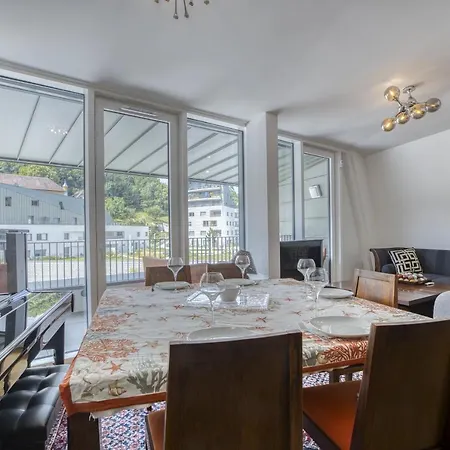 View Point Castle Apartman Annecy